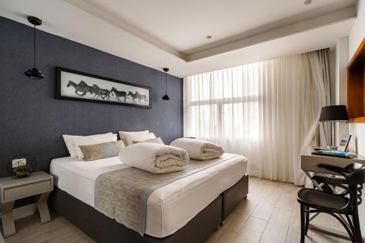 Kikar Boutique Hotel Нетания Экстерьер фото