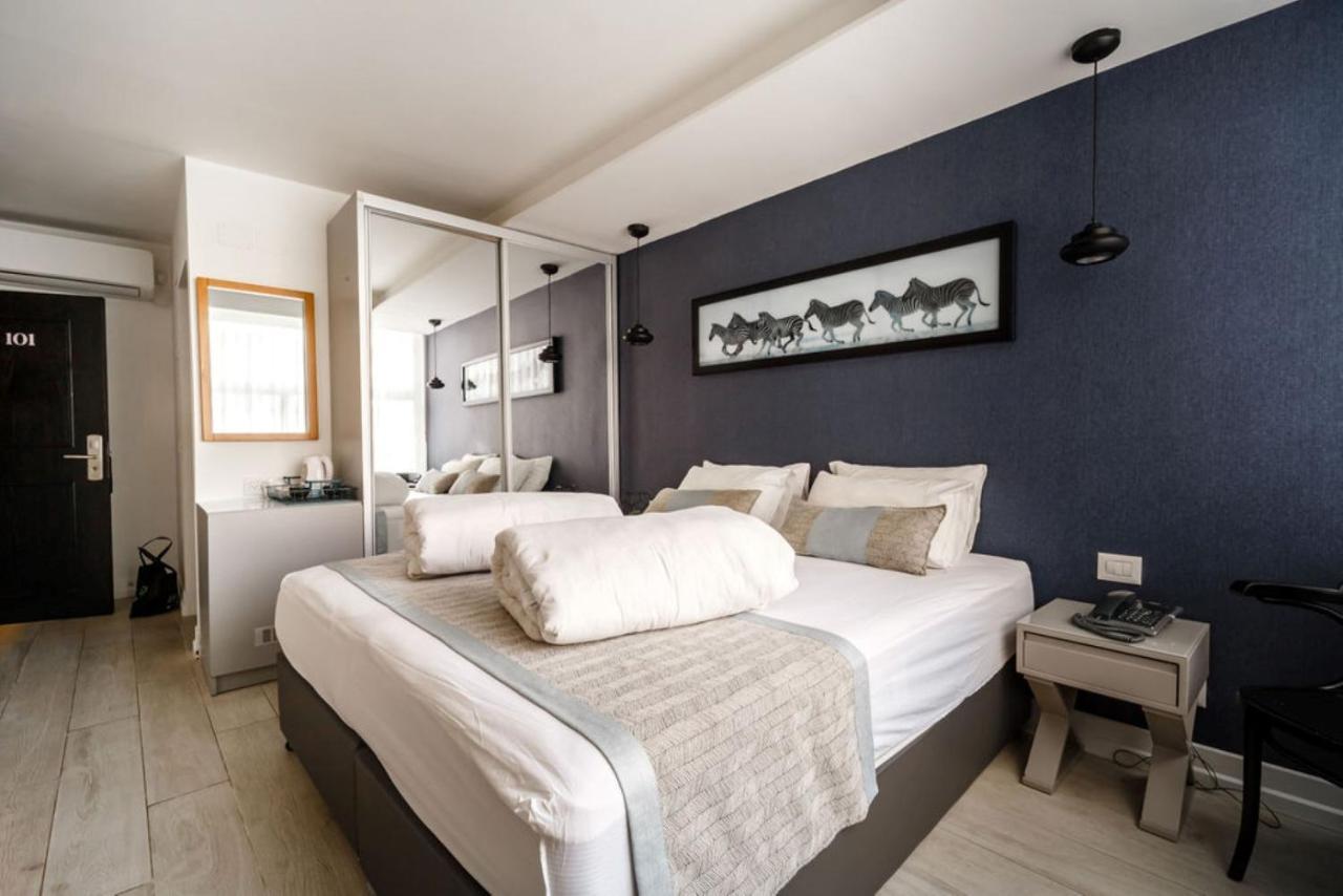 Kikar Boutique Hotel Нетания Экстерьер фото