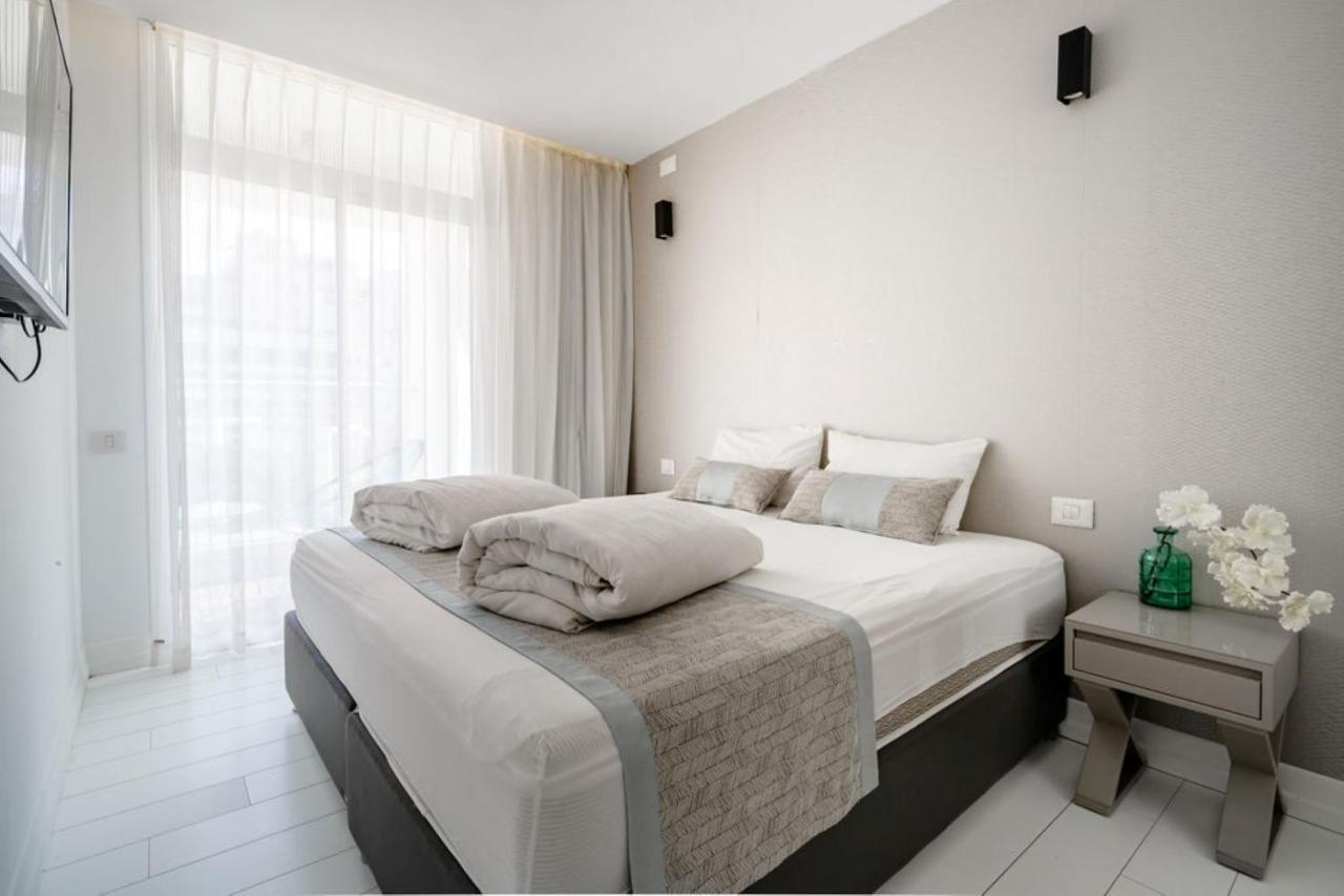 Kikar Boutique Hotel Нетания Экстерьер фото