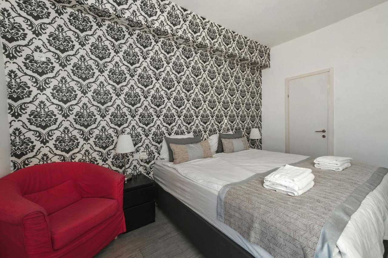 Kikar Boutique Hotel Нетания Экстерьер фото