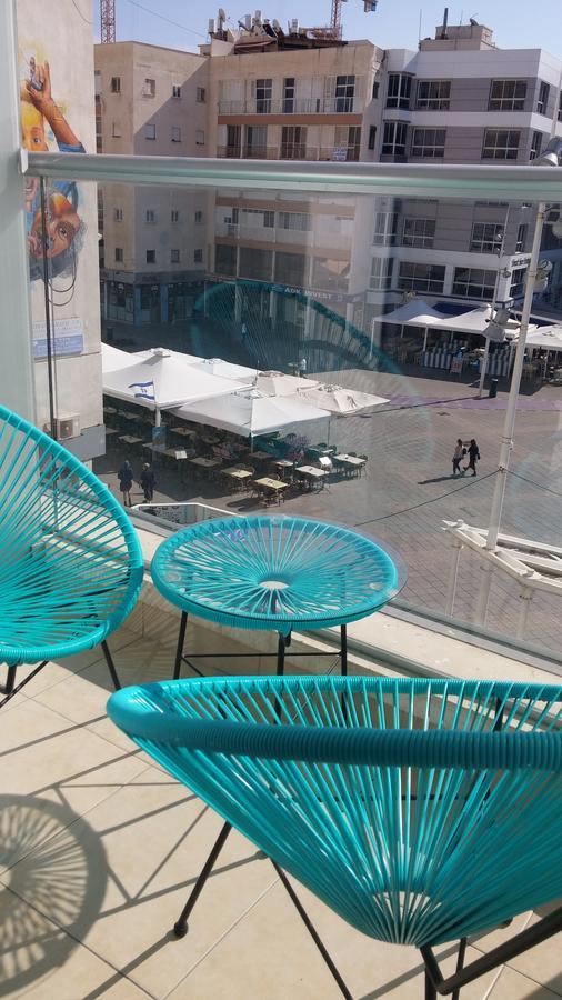 Kikar Boutique Hotel Нетания Экстерьер фото